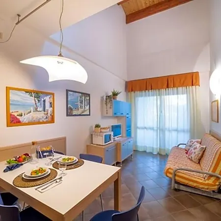 Spacious On 2 Levels With Balcony Bibione