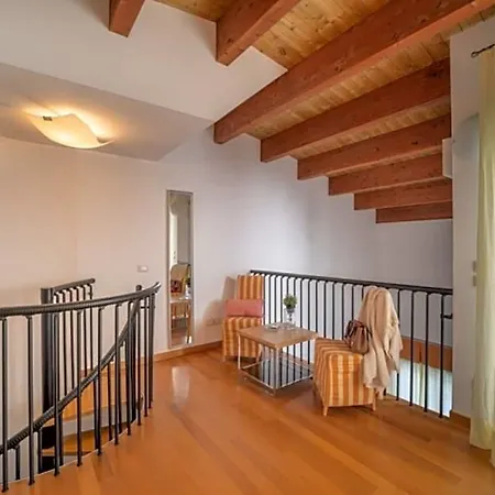 Spacious On 2 Levels With Balcony Bibione